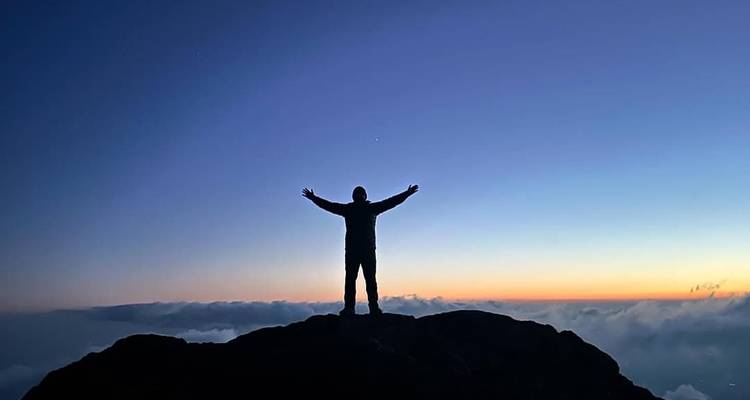 5 DAYS CLIMBING  MOUNT KENYA EXPEDITION  SIRIMON -CHOGORIA - Bencia Africa Adventure and Safaris 2