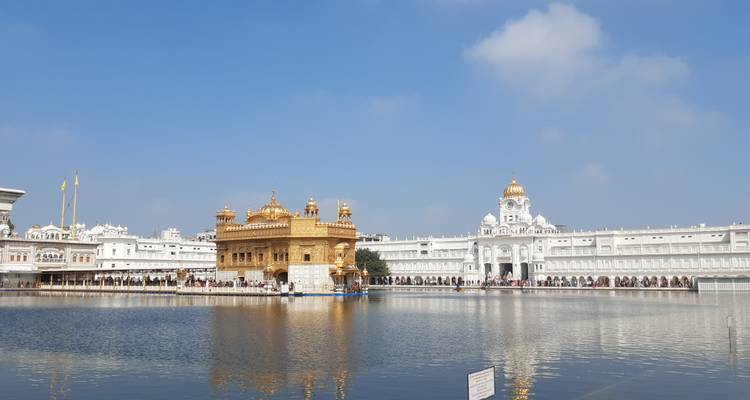 Body, Mind & Soul - Golden Triangle with Varanasi & Amritsar !! - MTA Destination Management Company 4