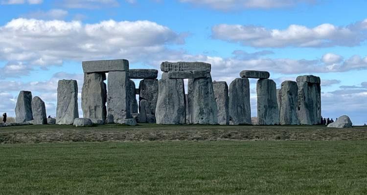 2-Day Windsor, Stonehenge, Bath & Oxford Small-Group Tour from London - Rabbie's Tours 7