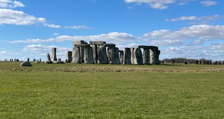 2-Day Windsor, Stonehenge, Bath & Oxford Small-Group Tour from London - Rabbie's Tours 9