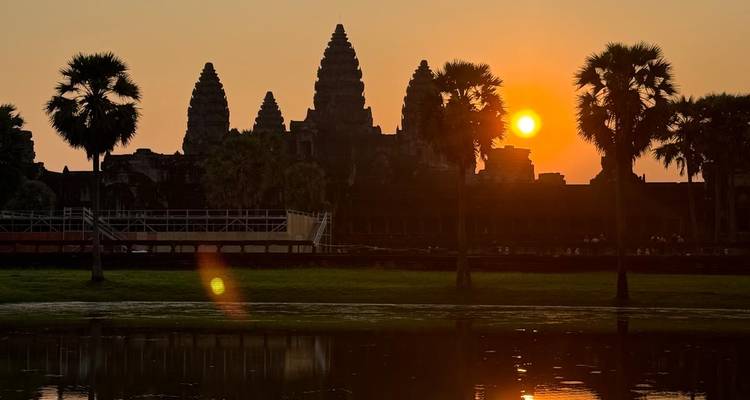 Angkor Wat Sunrise with All Angkor Highlight Temples 2 Days Tour - About Cambodia Travel & Tours 4