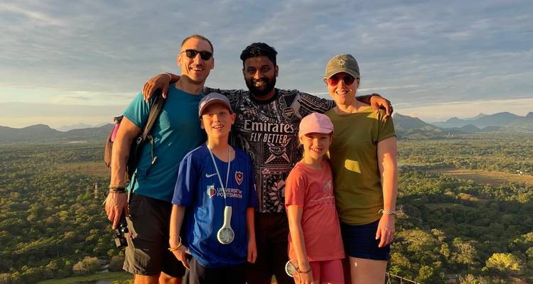 Sri Lanka Island Culture and Adventure Tour - Mango Vacations 7