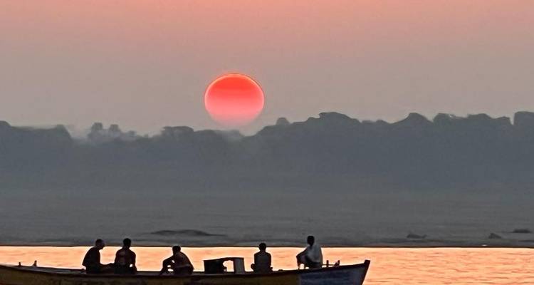 Amazing Golden Triangle & Varanasi with Rishikesh 12 Days - Amazing India Tours 3