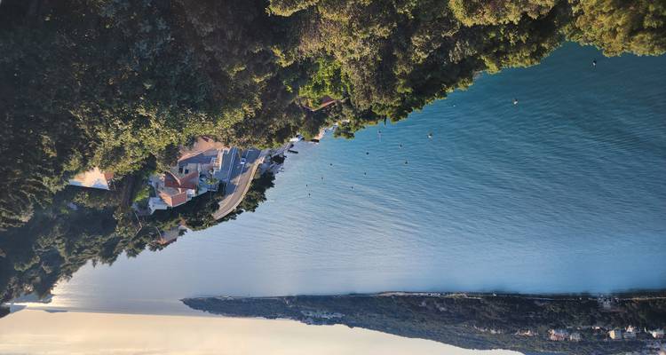 Découvrez la beauté de la Bosnie lors d'un circuit de 4 jours en toutes saisons au départ de Dubrovnik. Visitez les forteresses ottomanes, les anciens monastères orthodoxes, les vieilles villes fortifiées, la cascade de Kravica et la grotte de Vjetr… - Monterrasol Travel 6