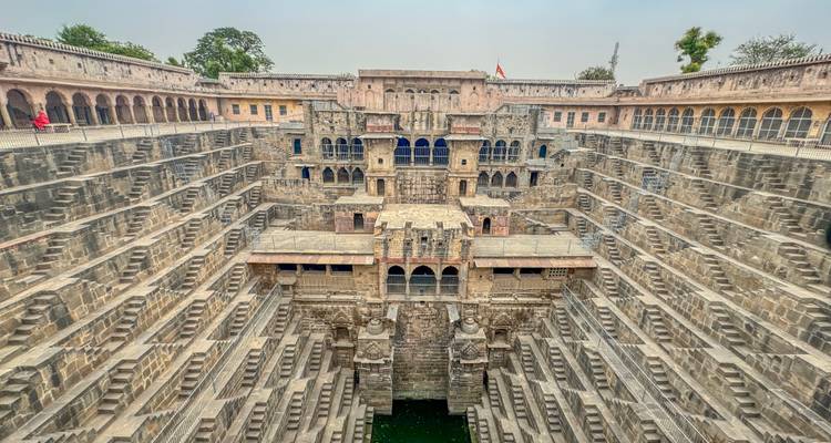 India Golden Triangle Tour with Nepal - World Travel Experiences 7