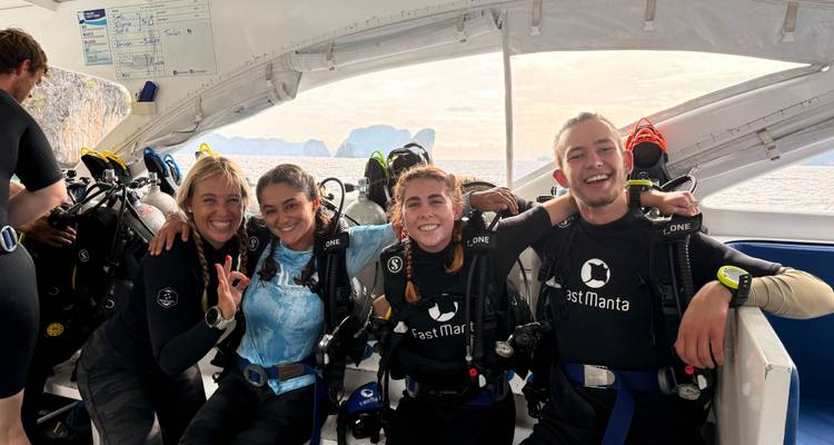 Conservación del buceo en Tailandia: Aguas Abiertas /Avanzado, Conservación de tiburones y Mantenimiento de Corales - GIVE Volunteers 8