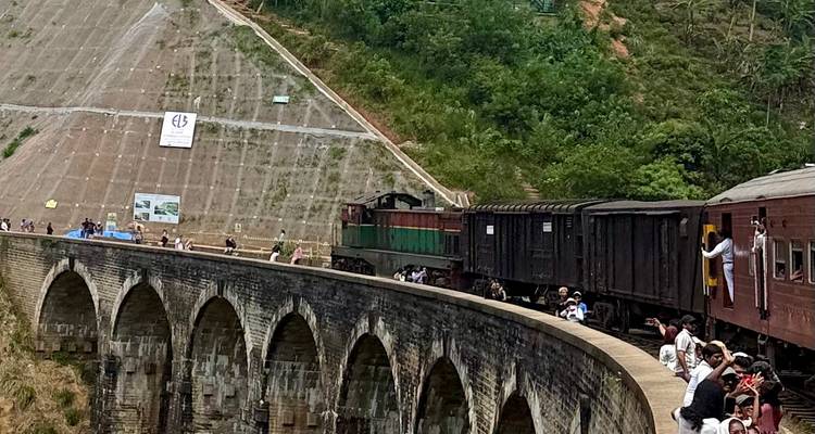 Trains crossing over the Nine Arch Bridge.