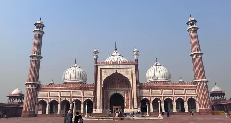 Jama Masjid in Delhi with clear sky.