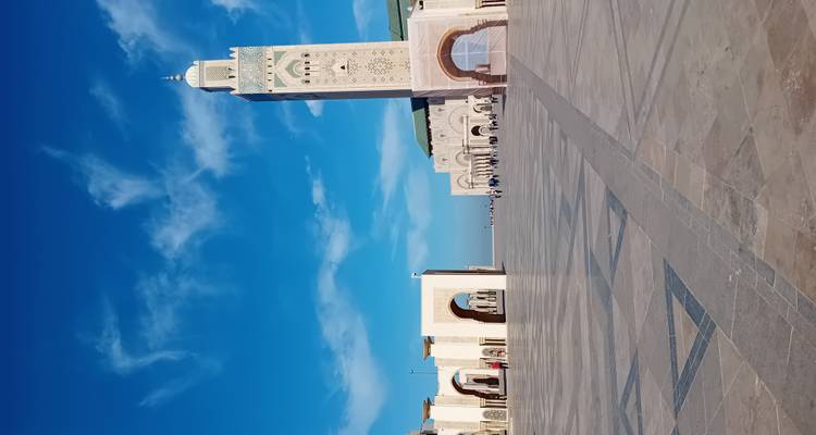 Hassan-II-Moschee Außenansicht.