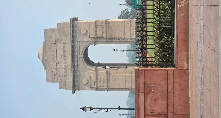 La Puerta de la India, un arco conmemorativo de guerra en Nueva Delhi.