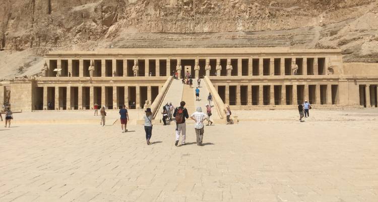 Egipto Joya del Nilo con Crucero en Barco 5 - Expat Explore Travel 10