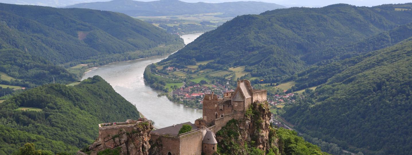 The 10 Best Danube River Cruises 2019/2020 (with 426 Reviews) - TourRadar