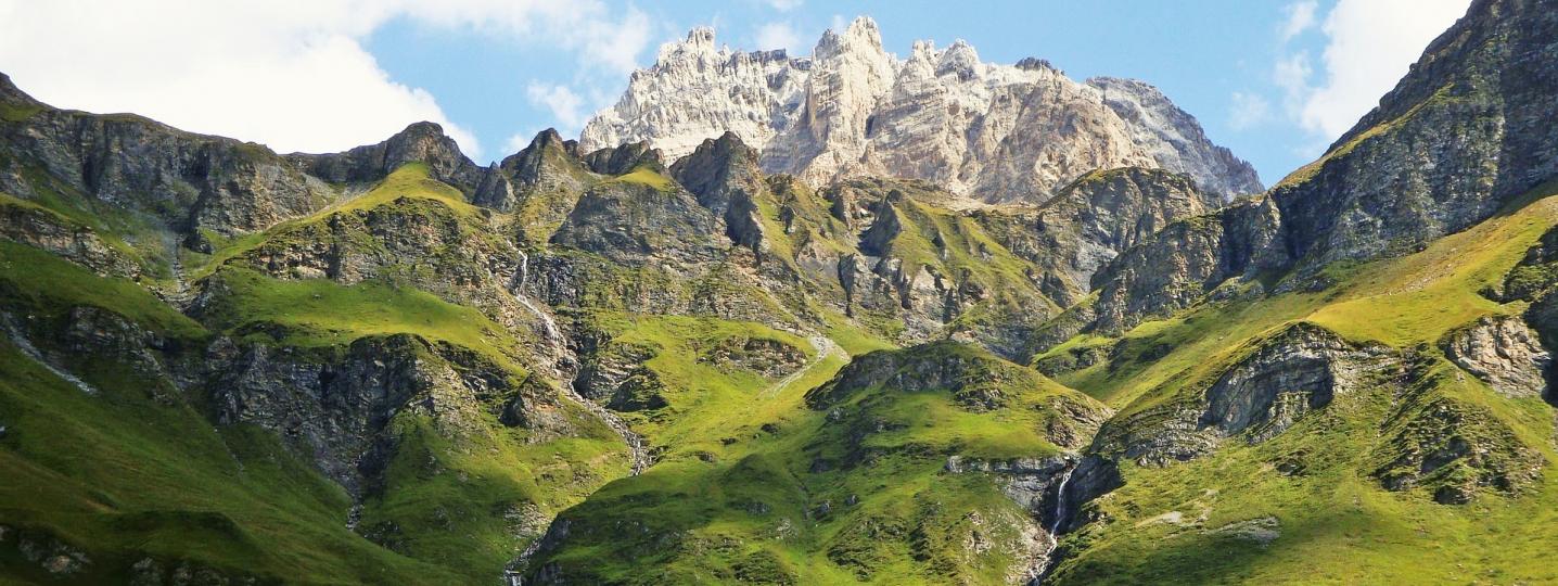 10 Best Switzerland Hiking Tours & Trips (with 8 Reviews) - TourRadar