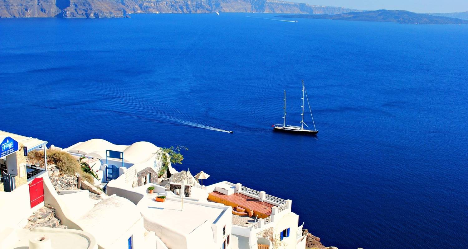 Charms of the Cyclades - Wingbuddy