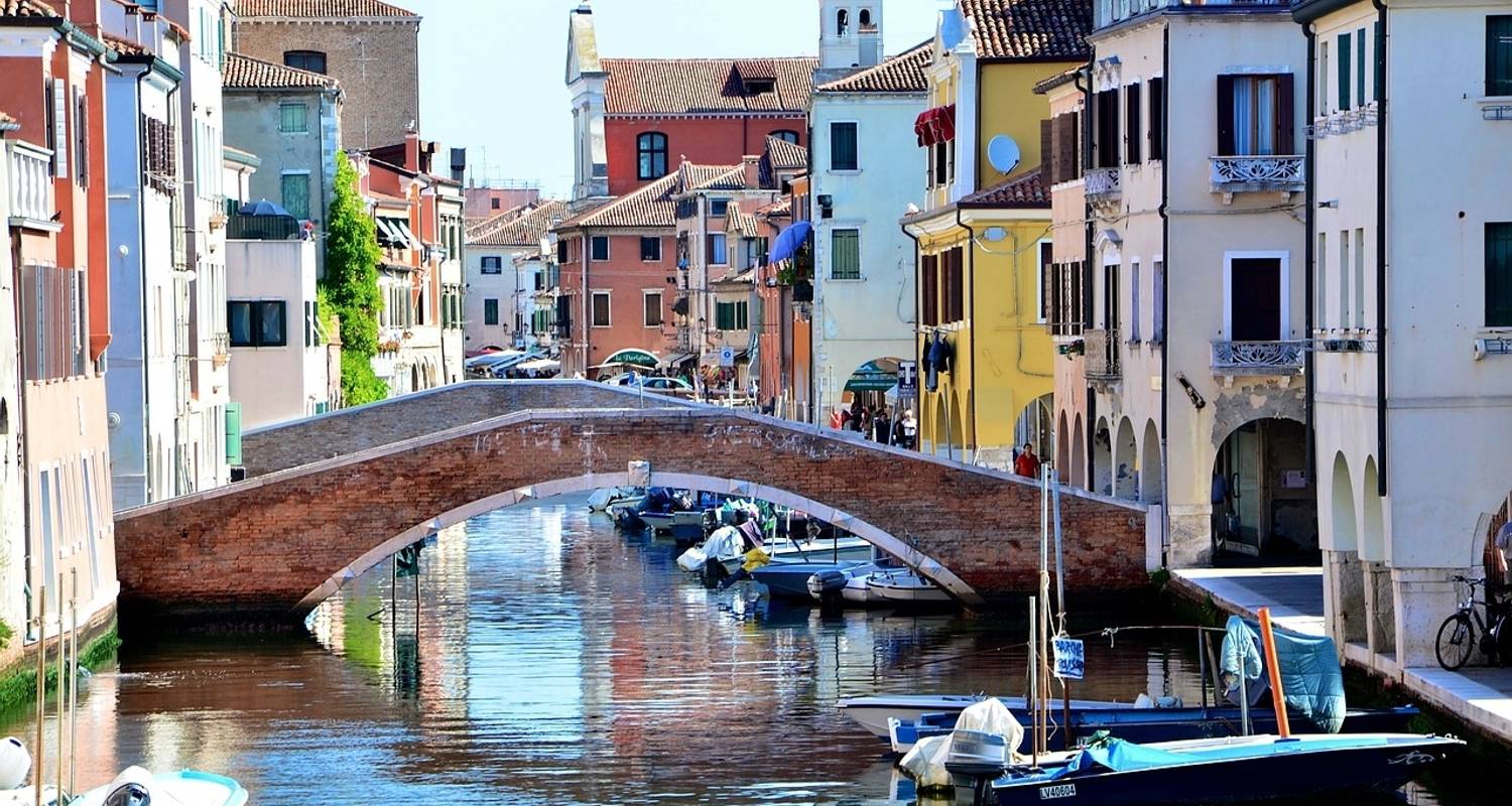 Christmas in Venice (port-to-port cruise)