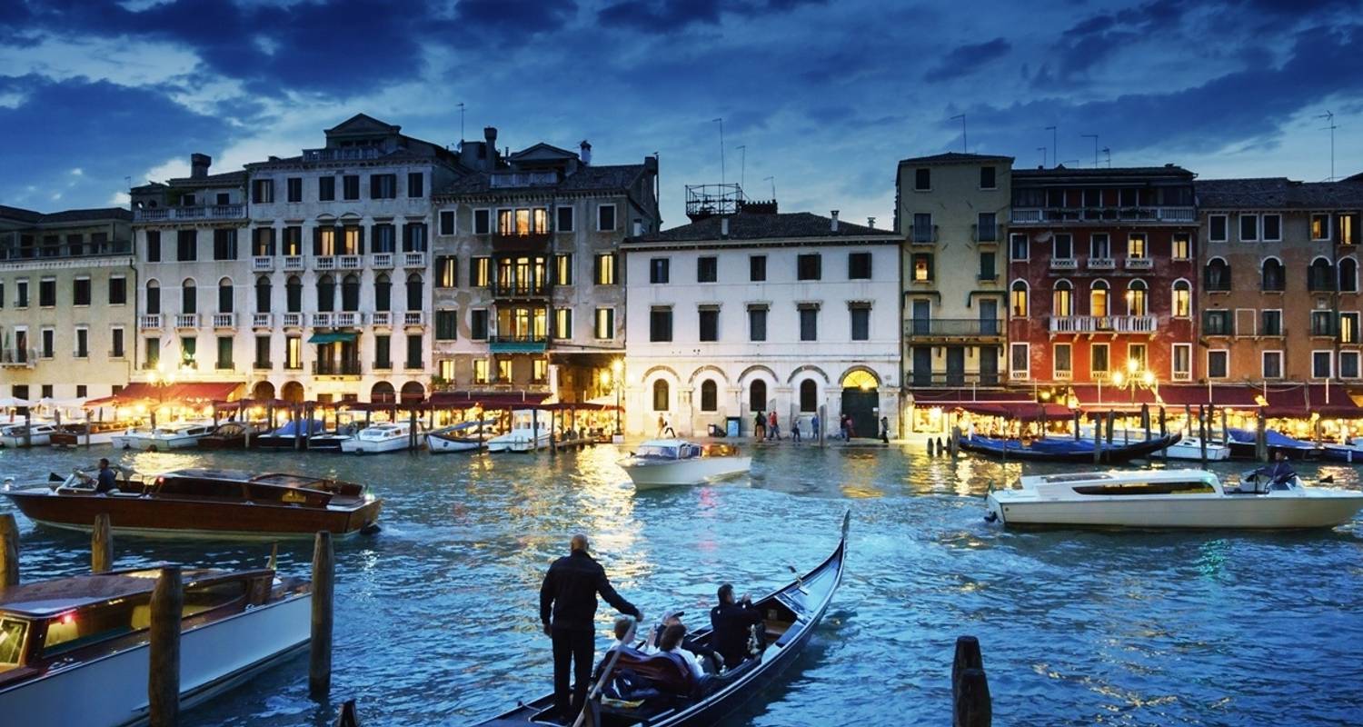 Christmas in Venice (port-to-port cruise)