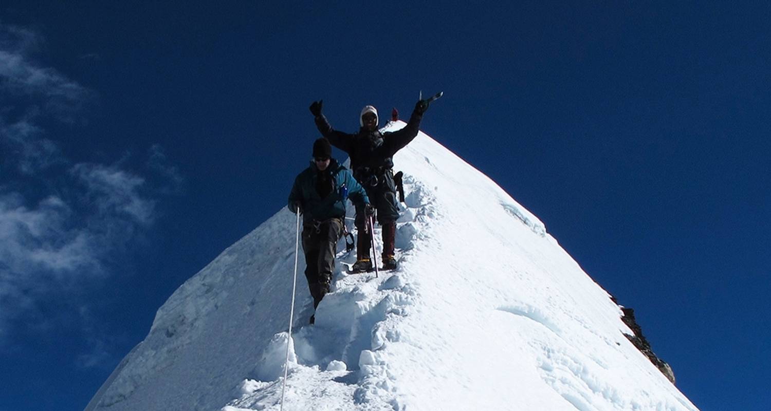 Ascension agressive de l'Island Peak - 15 jours - Alpine Club of Himalaya