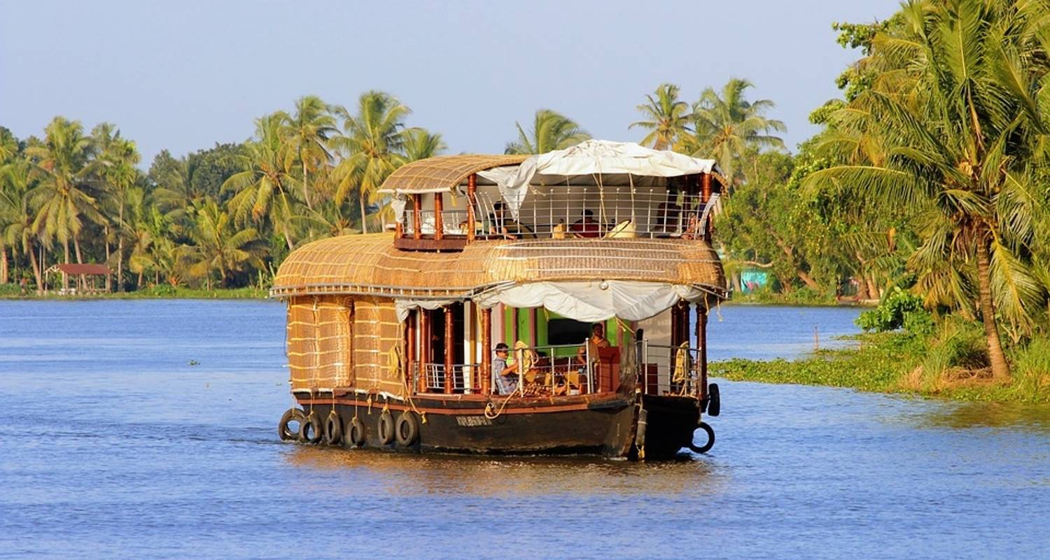 Highlights Of Southern India Kerala With Houseboat Stay By K K Holidays N Vacations With 19