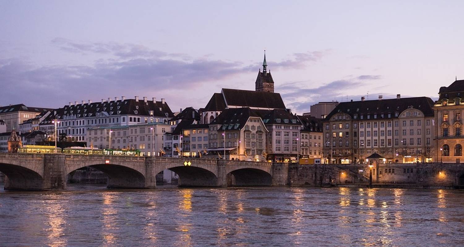 Festive Time on the Romantic Rhine with 3 Nights in Paris & 3 Nights in London (Northbound) - Avalon Waterways