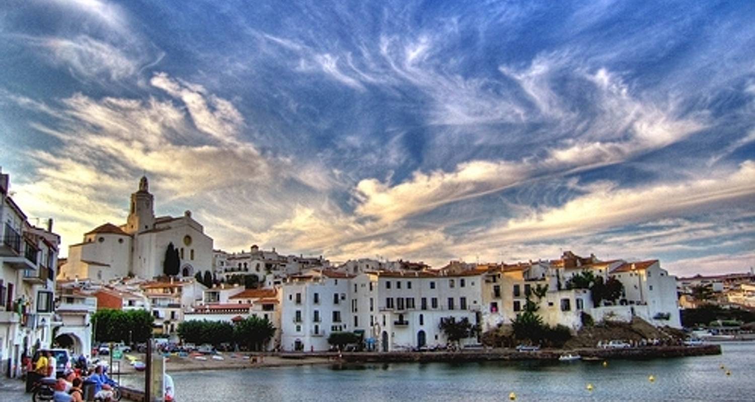 Beach Port d'Alguer - Cadaqués - Comarques gironines - Spain | Beachrex.com