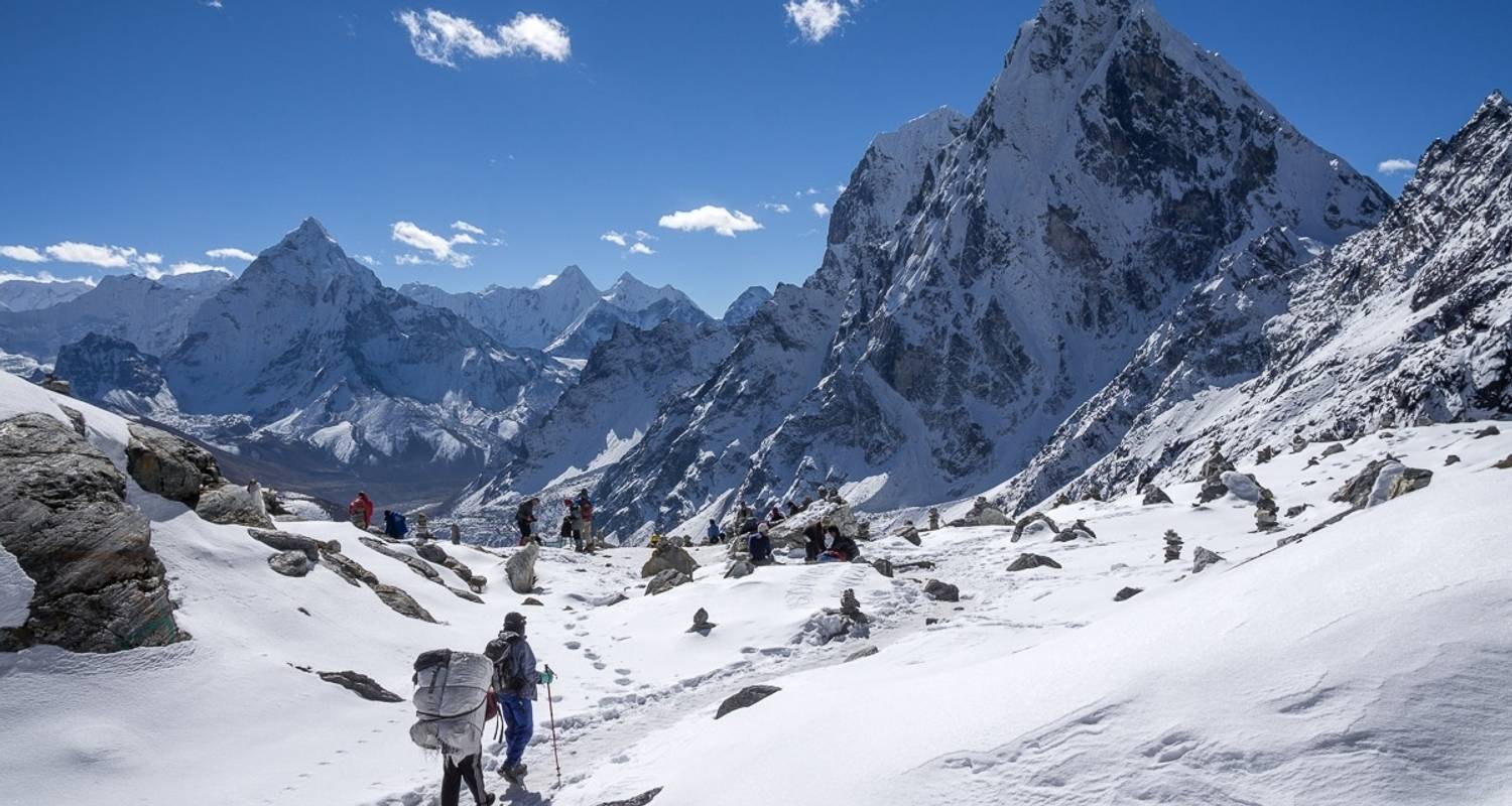 Everest Chola Pass Trek - Himalayan Adventure Treks & Tours