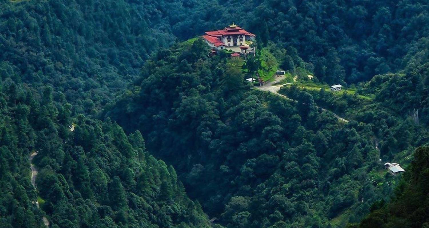 Kingdom in the Clouds - Walking Holidays