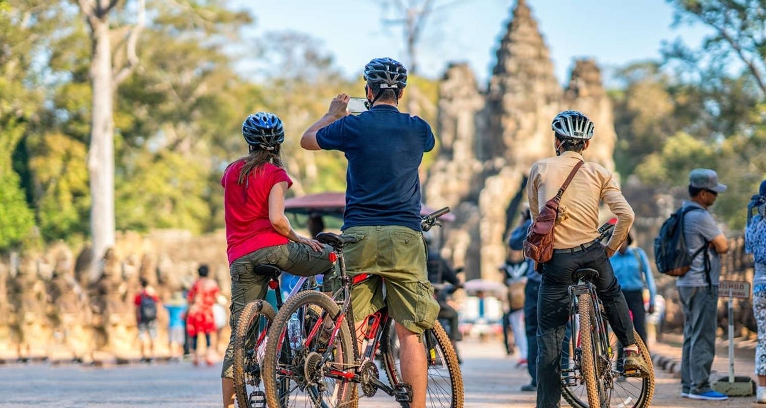 Explorer Tours from Ho Chi Minh City to Siem Reap