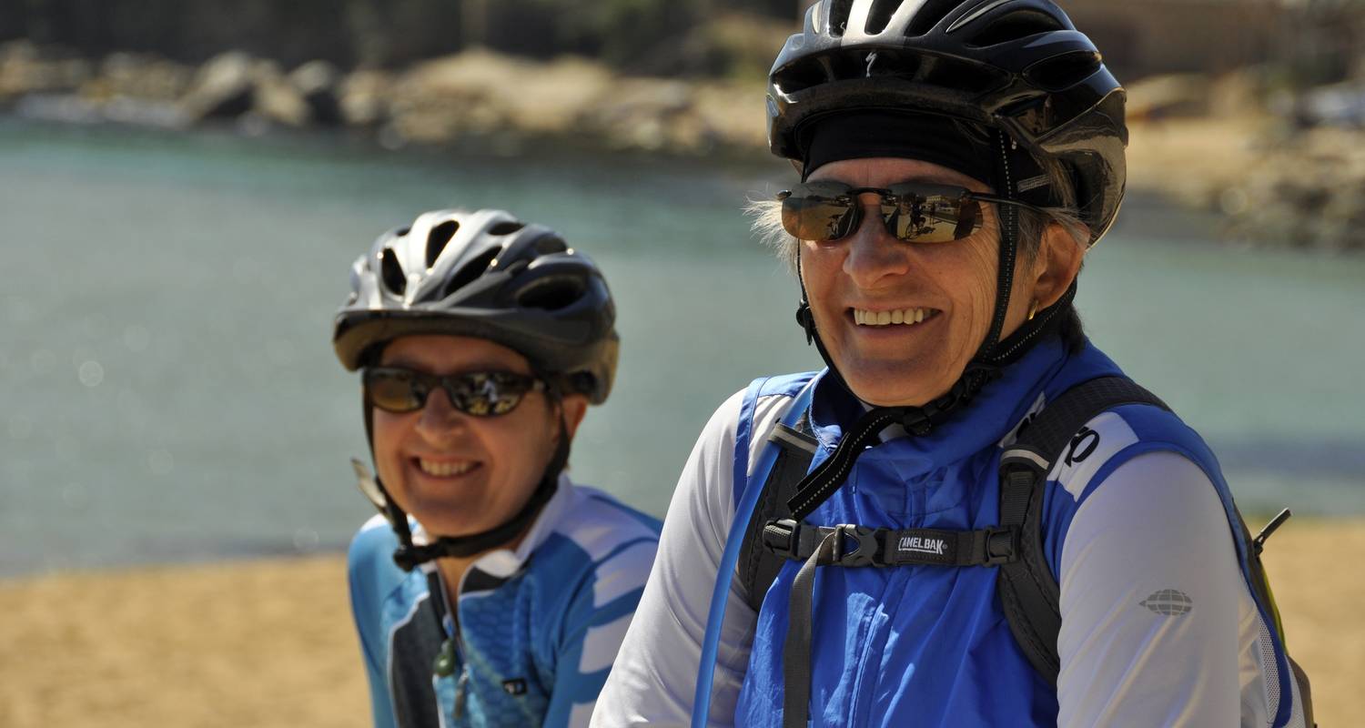 guided cycling holidays for singles