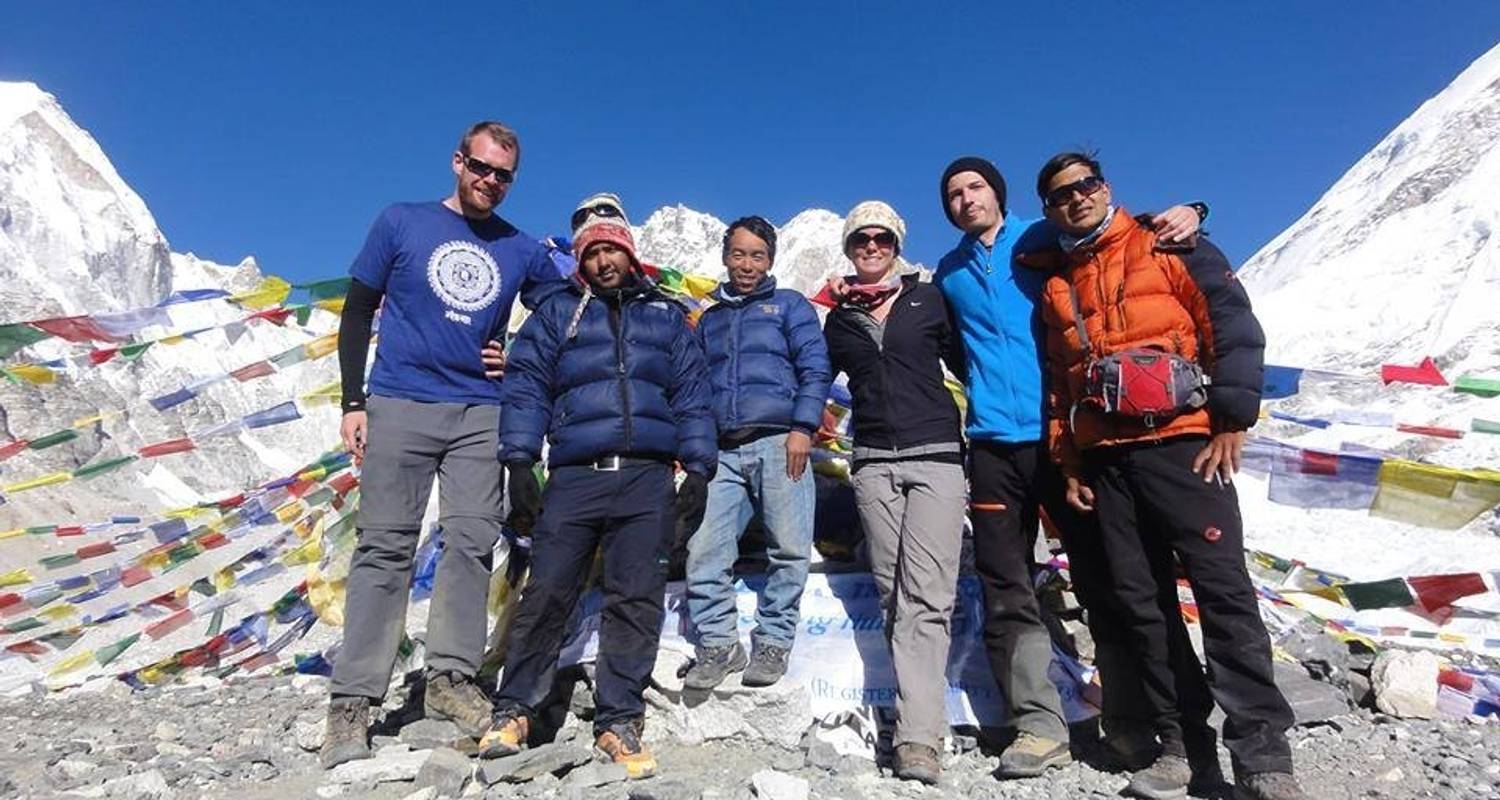 Everest Base Camp Trek - Buna Treks & Expedition Pvt Ltd