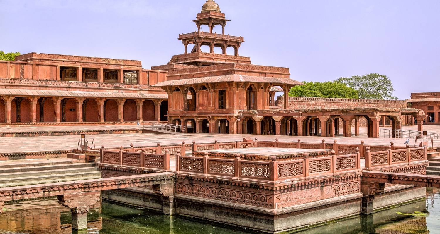 Explore Agra With Fatehpur Sikri Full Day From Agra - Sami World Travels