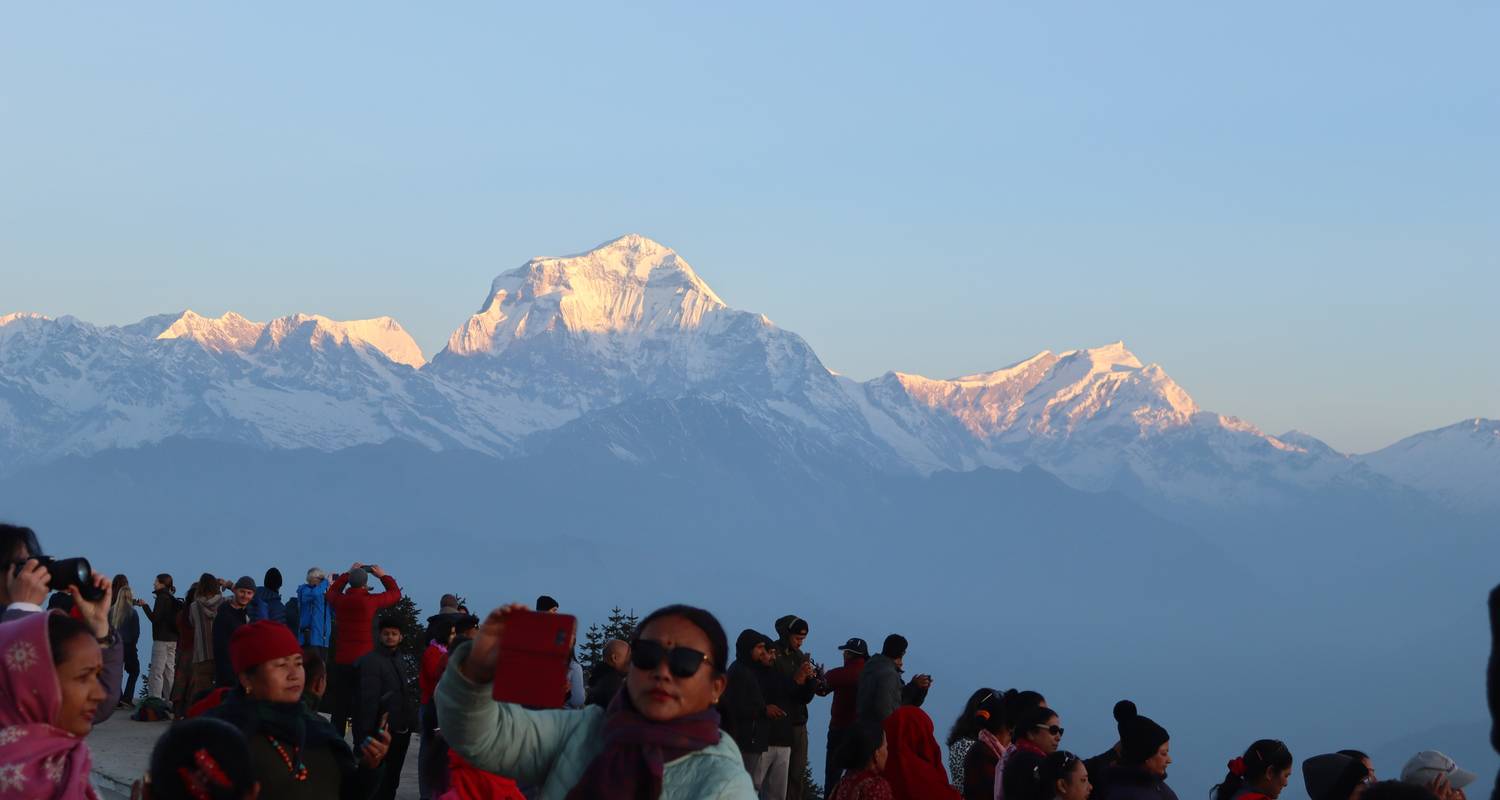 Senderismo por la colina Poon de Ghorepani - Mountain Rock Treks And Expedition