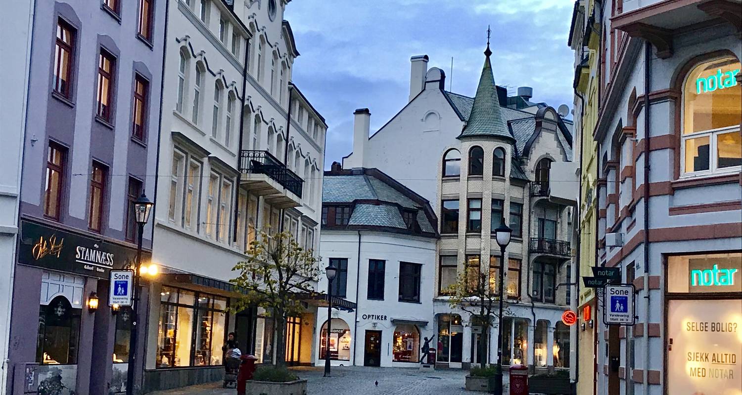 4 days in charming Alesund