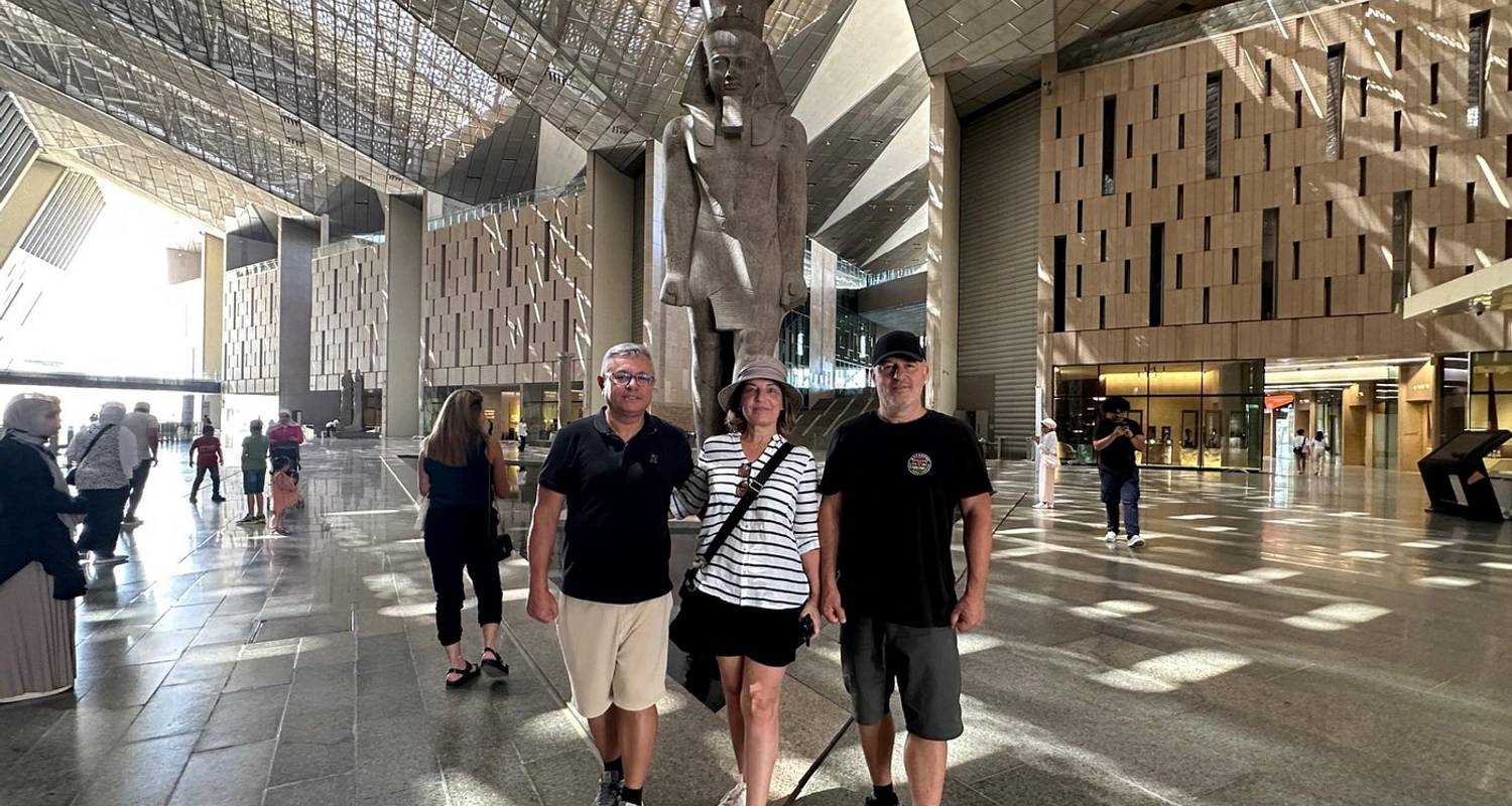 Egypt on the Line - 5 Days Giza Pyramids , Gem Museum , Coptic &  Islamic Cairo and Alexandria