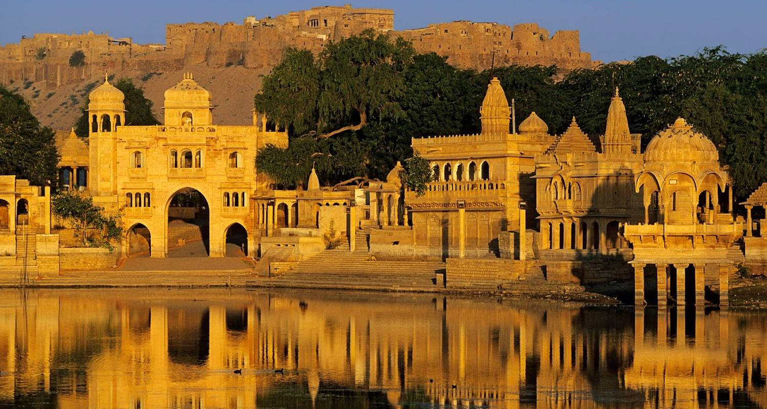 14 Days Rajasthan Desert Tour with Taj Mahal Majestic Forts & Places - Agra Trip