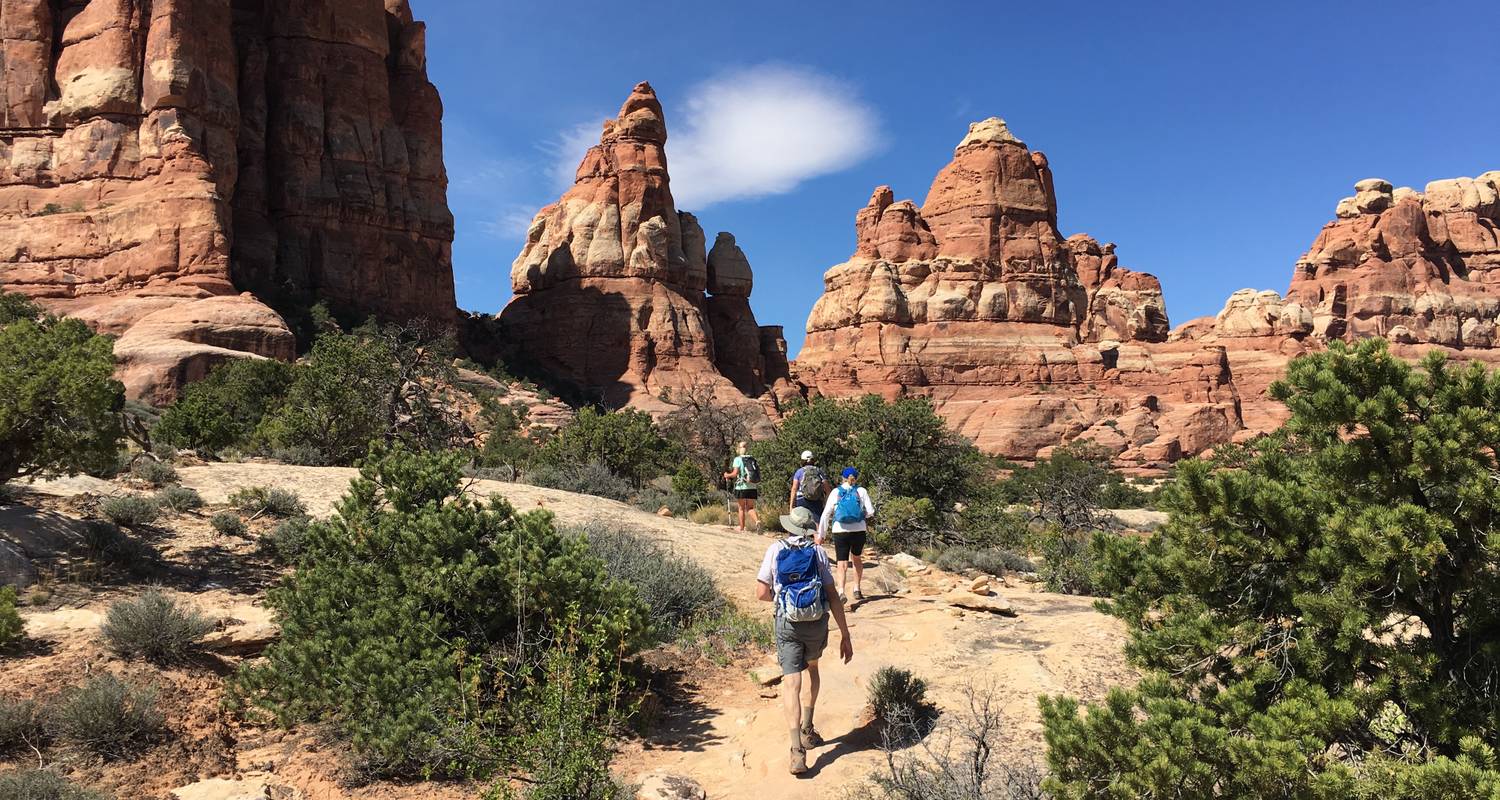 Hiking canyonlands and outlet arches national parks