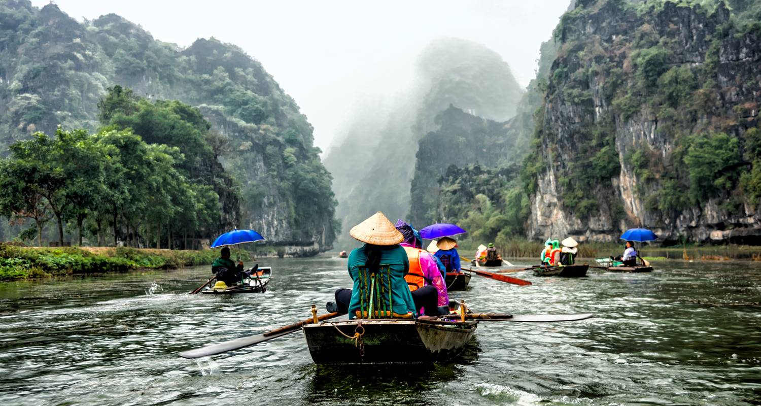 Magical Vietnam by Realistic Asia - Hanoi / Ninh Binh / Halong Bay / Hue / Hoi An / Ho Chi Minh - Realistic Asia