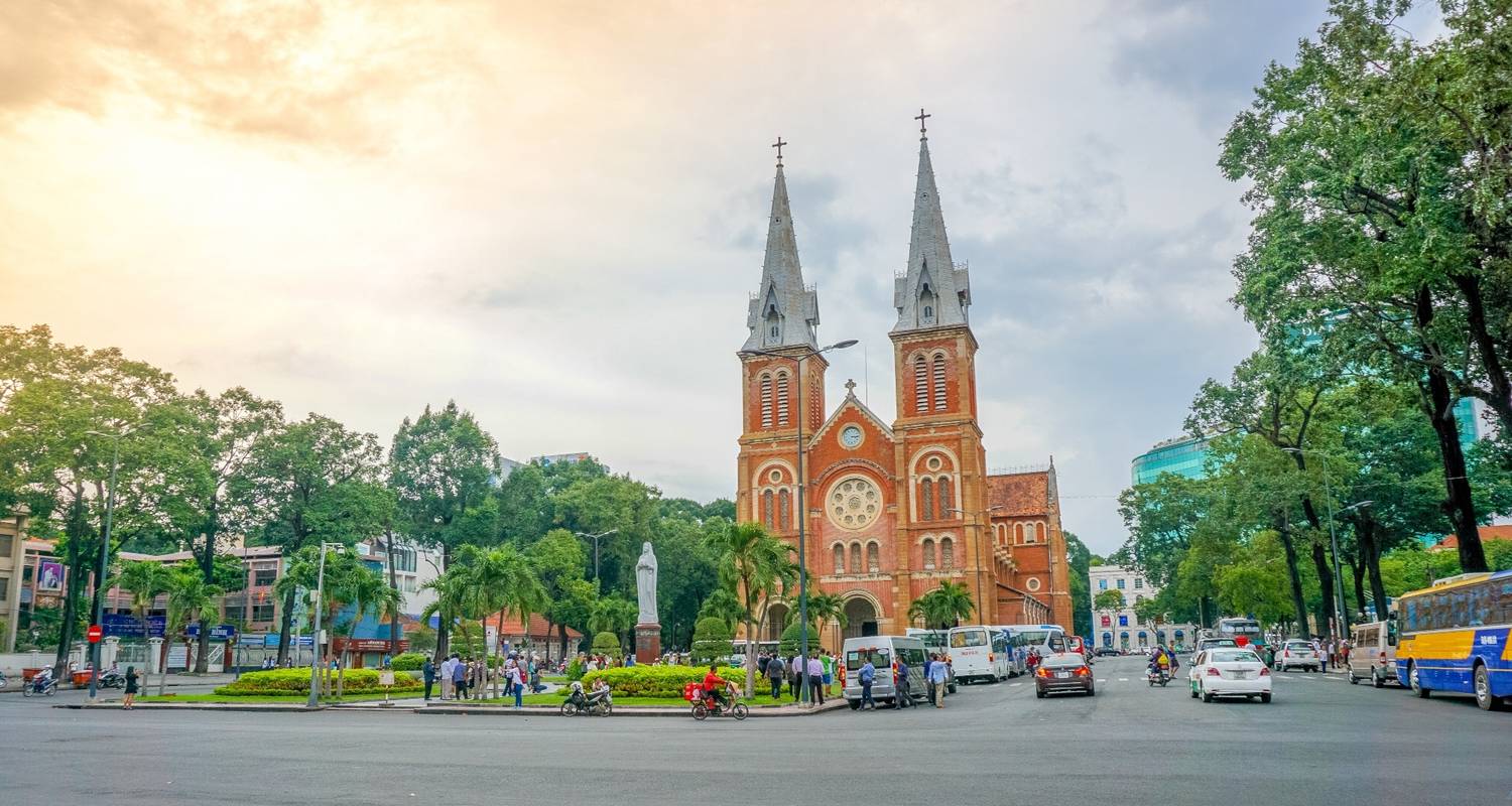 Magical Vietnam In 9 Days by Realistic Asia