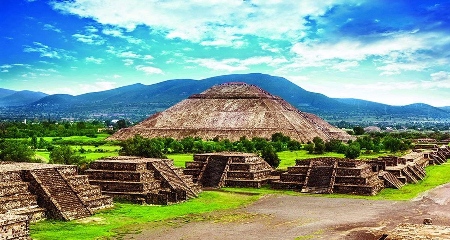 Contrasts of Mexico (Day Of The Dead) by Explore! with 28 Tour Reviews ...