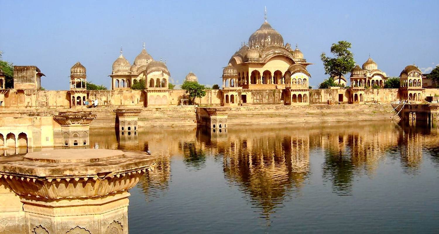 6 Days Golden Triangle Tour with Mathura Vrindavan - Agra Trip
