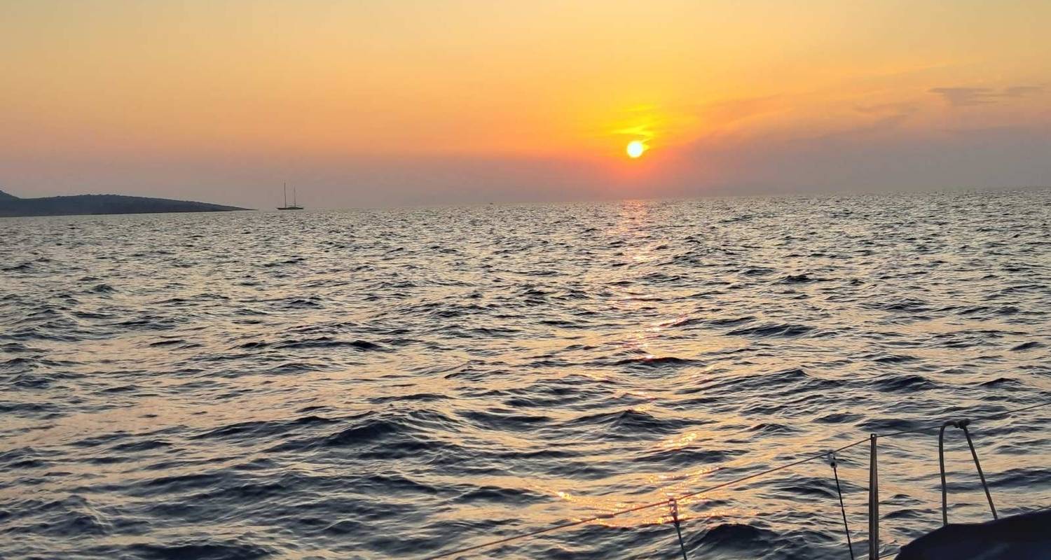 1-Week Sailing Yoga & SUP in the Saronic or/and Cycladic ISLANDS.