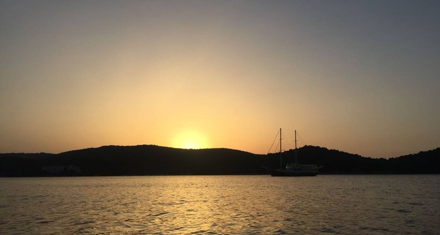 Yoga Sailing in Croatia (from Dubrovnik to Split)