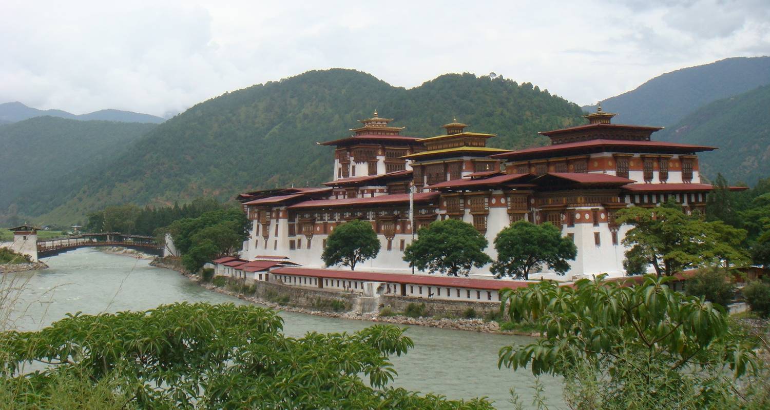 Bhutan Tours for Solo Travelers