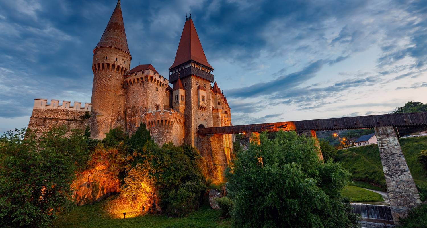 Dracula Tour in Romania from Bucharest including 'The Ritual of Killing of a Living Dead