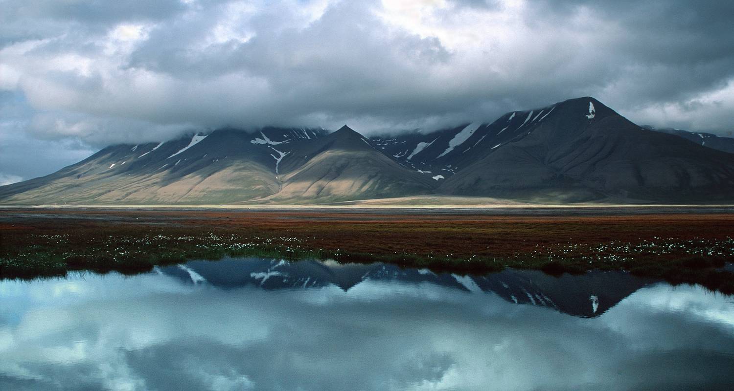 Three Arctic Islands (Southbound), Operated by Quark