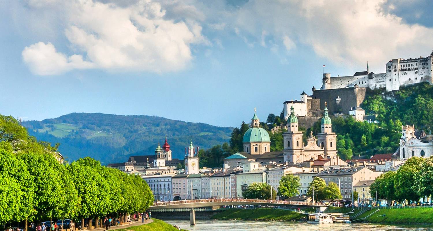 Enchanting Danube (2024) (Passau to Budapest, 2024) - Uniworld Boutique River Cruise Collection