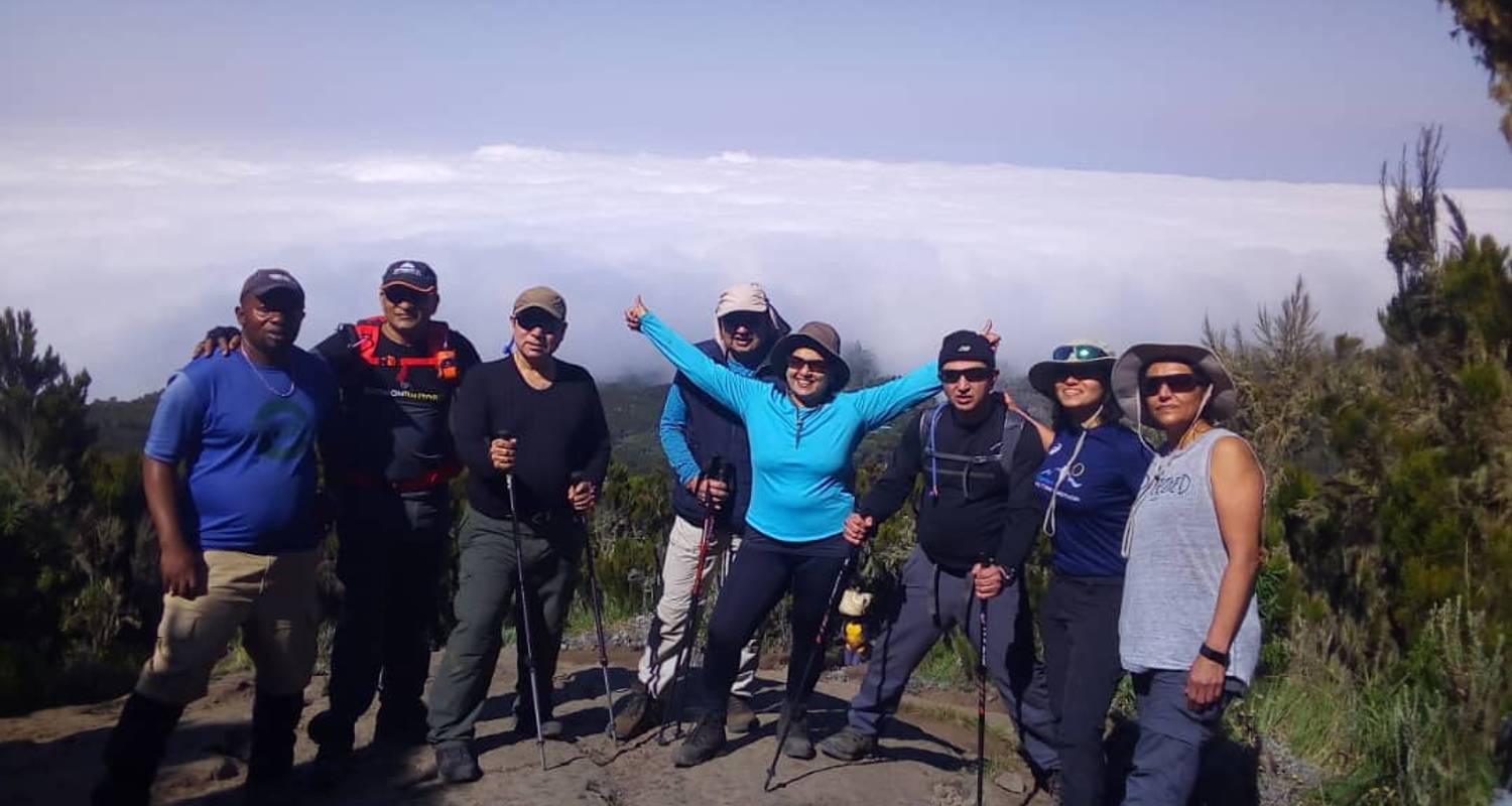 Kilimanjaro Lemosho Route 8 Tage - Private Optionen verfügbar - Nomadic Adventures