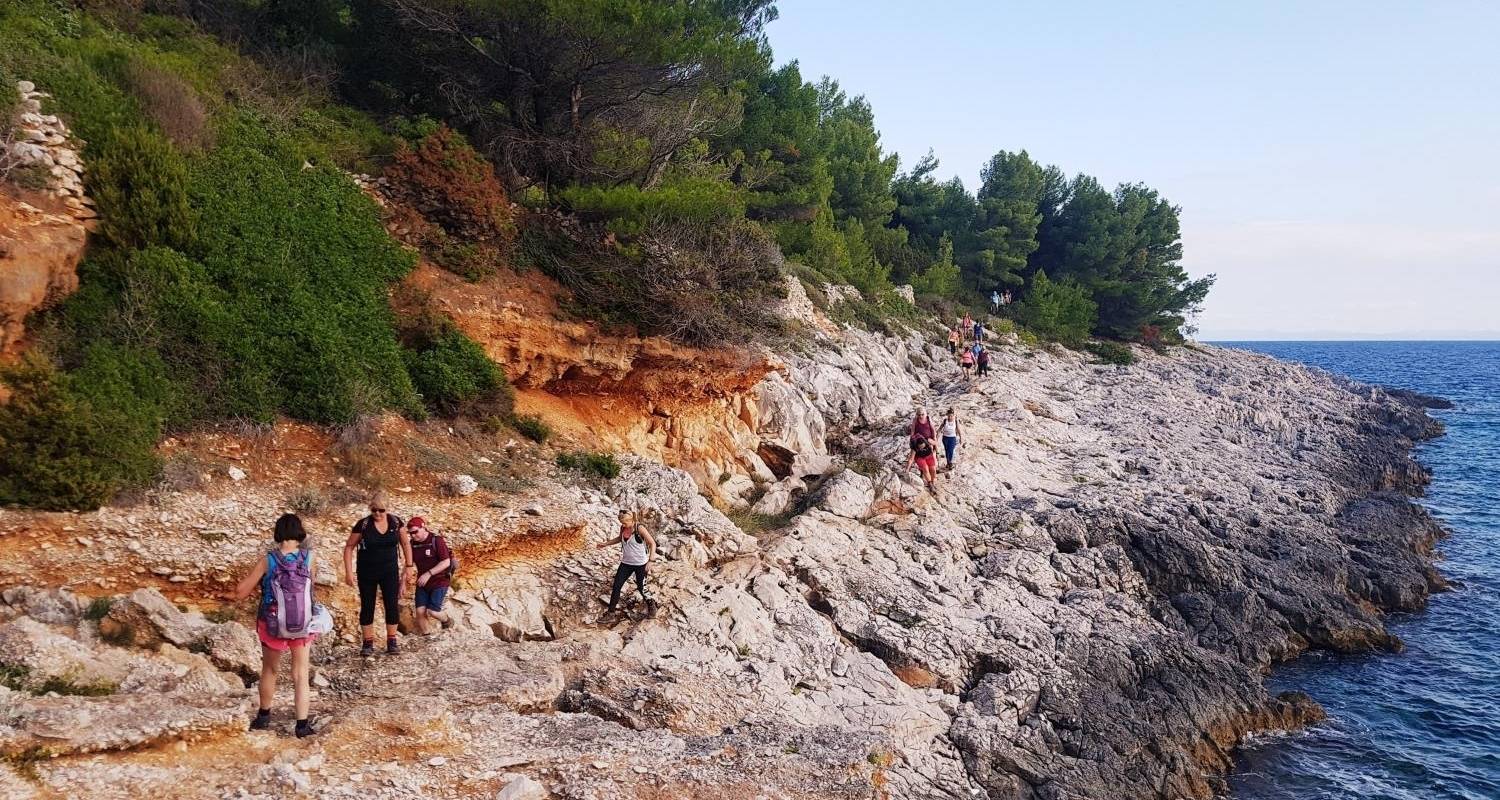 Découverte des îles à pied de Split à Dubvrovnik - Fiore Tours