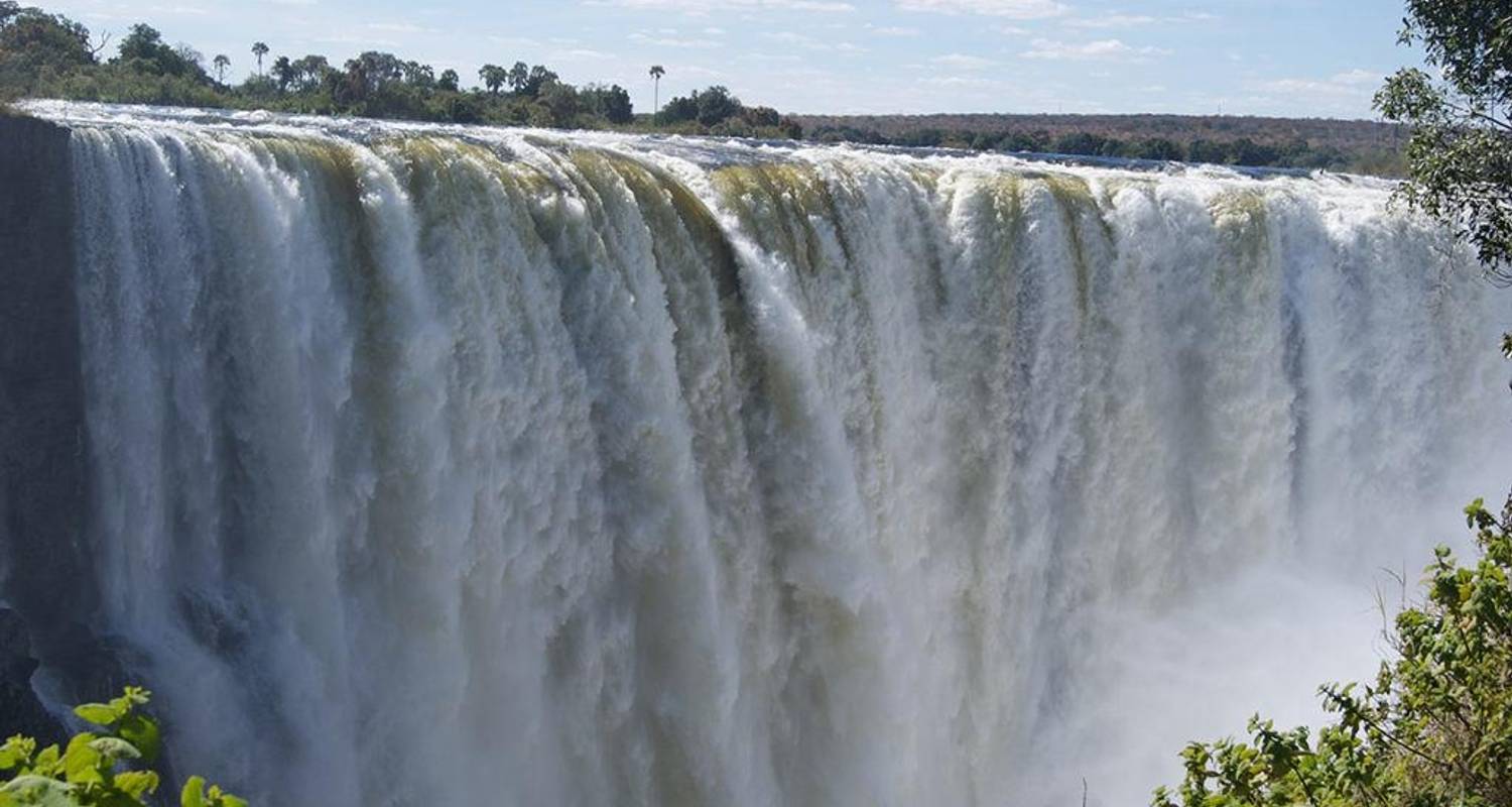 Какой водопад находится на реке замбези