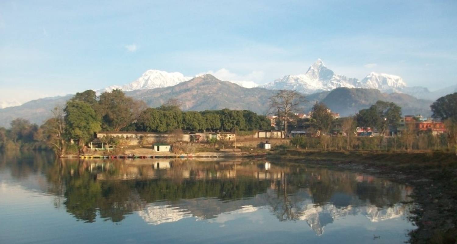 Pokhara Rondreis door - First Environmental Trekking