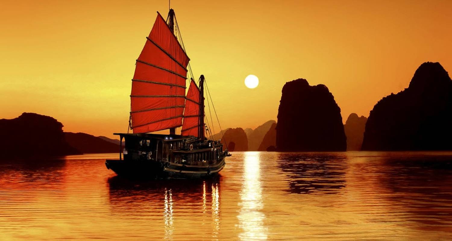 Ha Long Bay auf 5-Sterne-Kreuzfahrt mit Kajakfahrt, Höhlen und Titop Insel - 3 Tage - Crossing Vietnam Tour